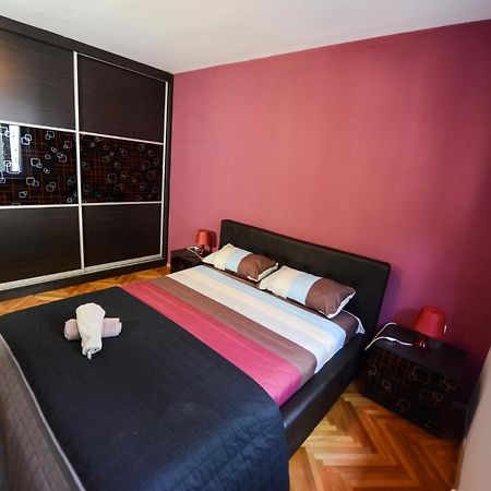 Square Vanilla Lux Üsküp Dış mekan fotoğraf