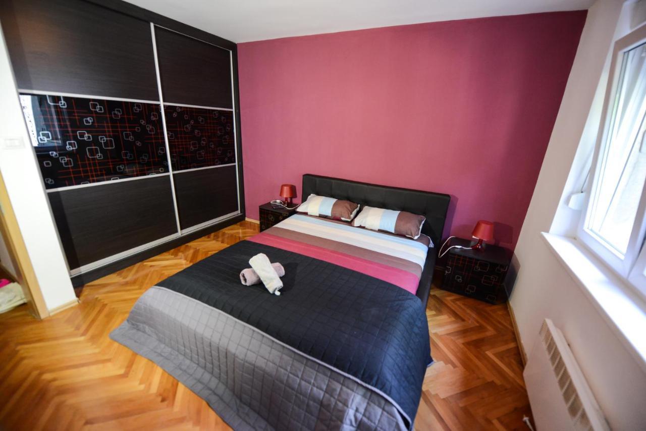 Square Vanilla Lux Üsküp Dış mekan fotoğraf